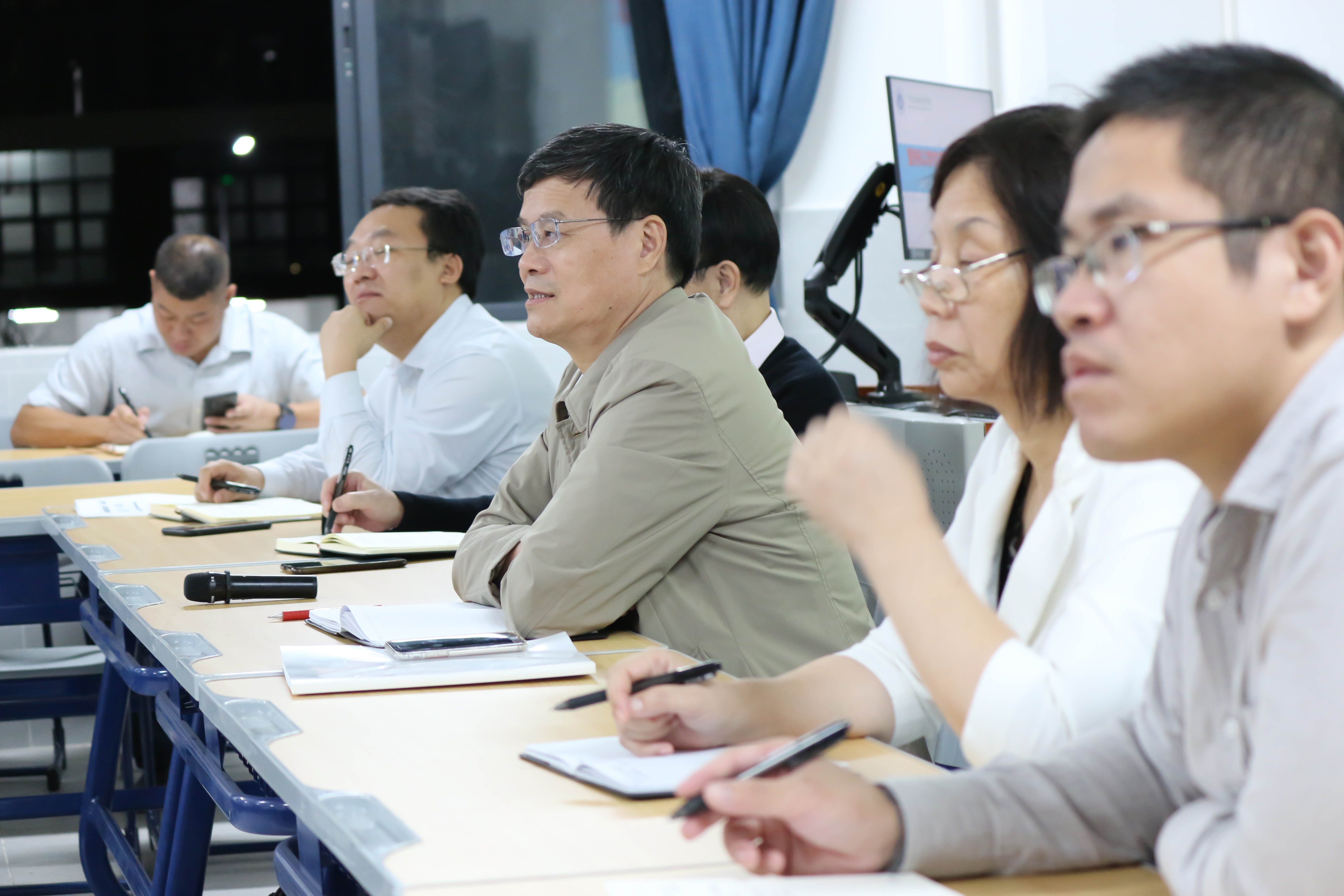 whatsapp官方下载_官方下载滴滴打车_官方下载中国象棋