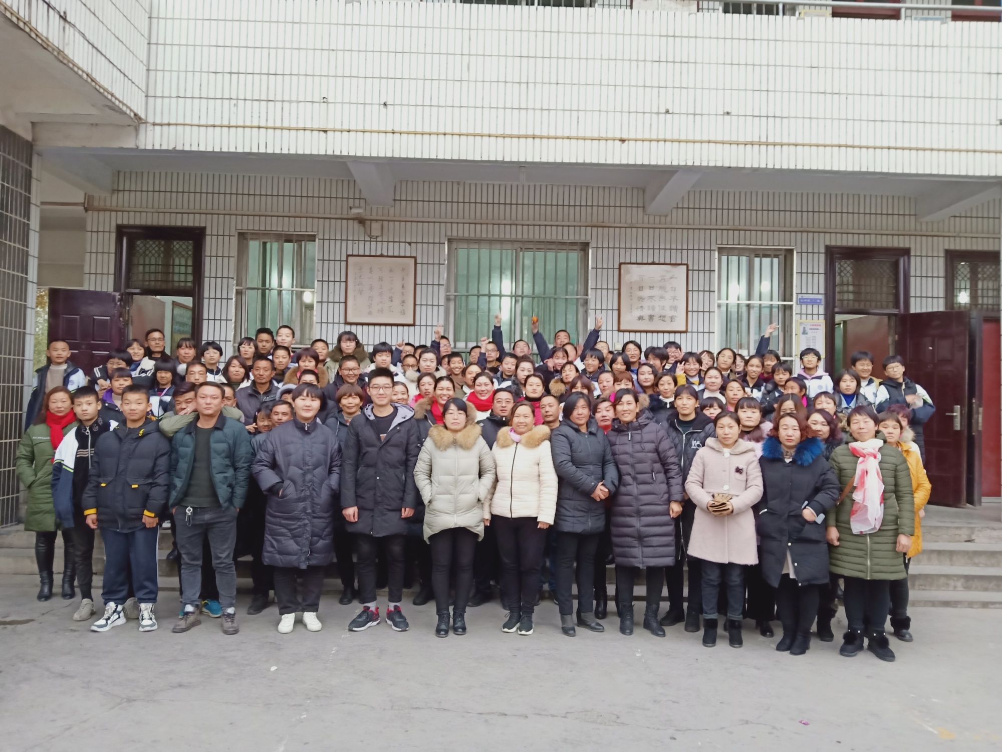 whatsapp是属于什么_whatsapp是属于什么_属于是种属关系吗