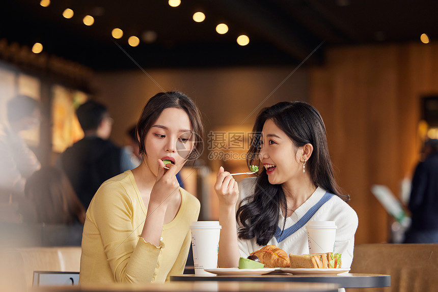 whatsapp如何聊天_whatsapp聊天背景_whatsapp聊天软件