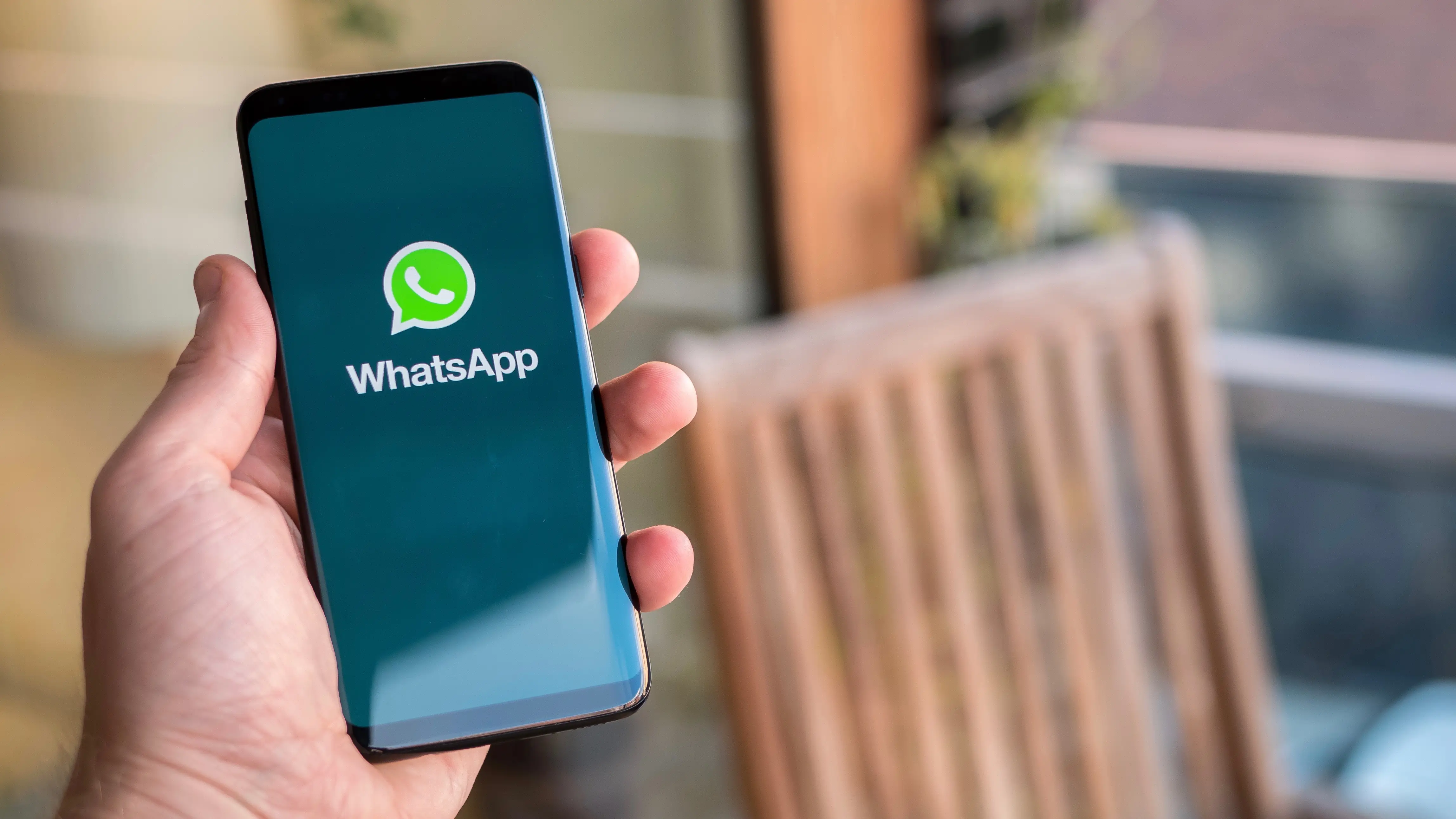 whatsapp是属于什么-WhatsApp：不仅是通讯工具，更是情感连接的桥梁